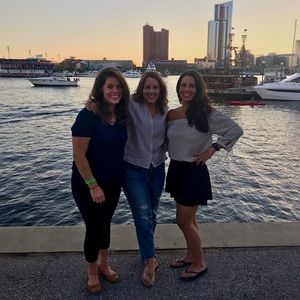 Meet your Posher, Delaney